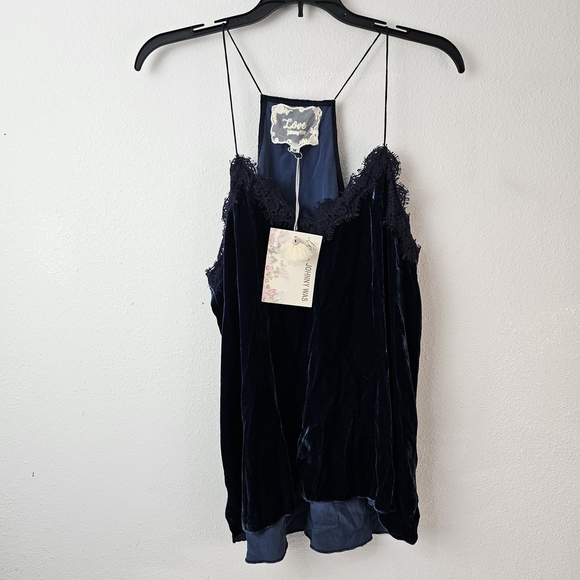 Love Johhny Was Meredith Velvet Cami Size Medium NWT Blue - Picture 1 of 6